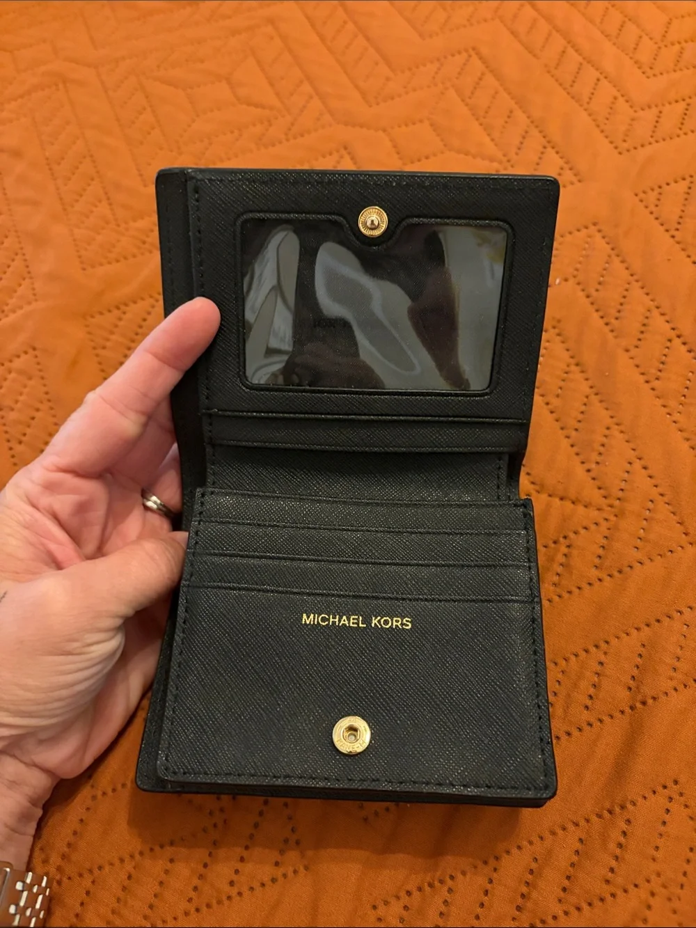 Michael Kors compact pebbled